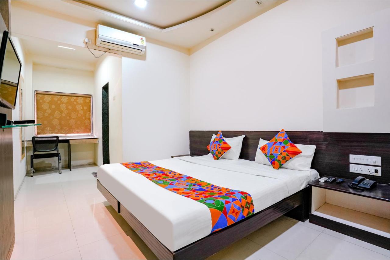 Fabhotel Regent Inn - Nr Skywalk Bridge Pimpri-Chinchwad Exteriör bild