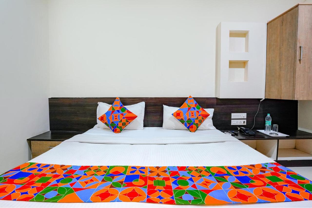 Fabhotel Regent Inn - Nr Skywalk Bridge Pimpri-Chinchwad Exteriör bild
