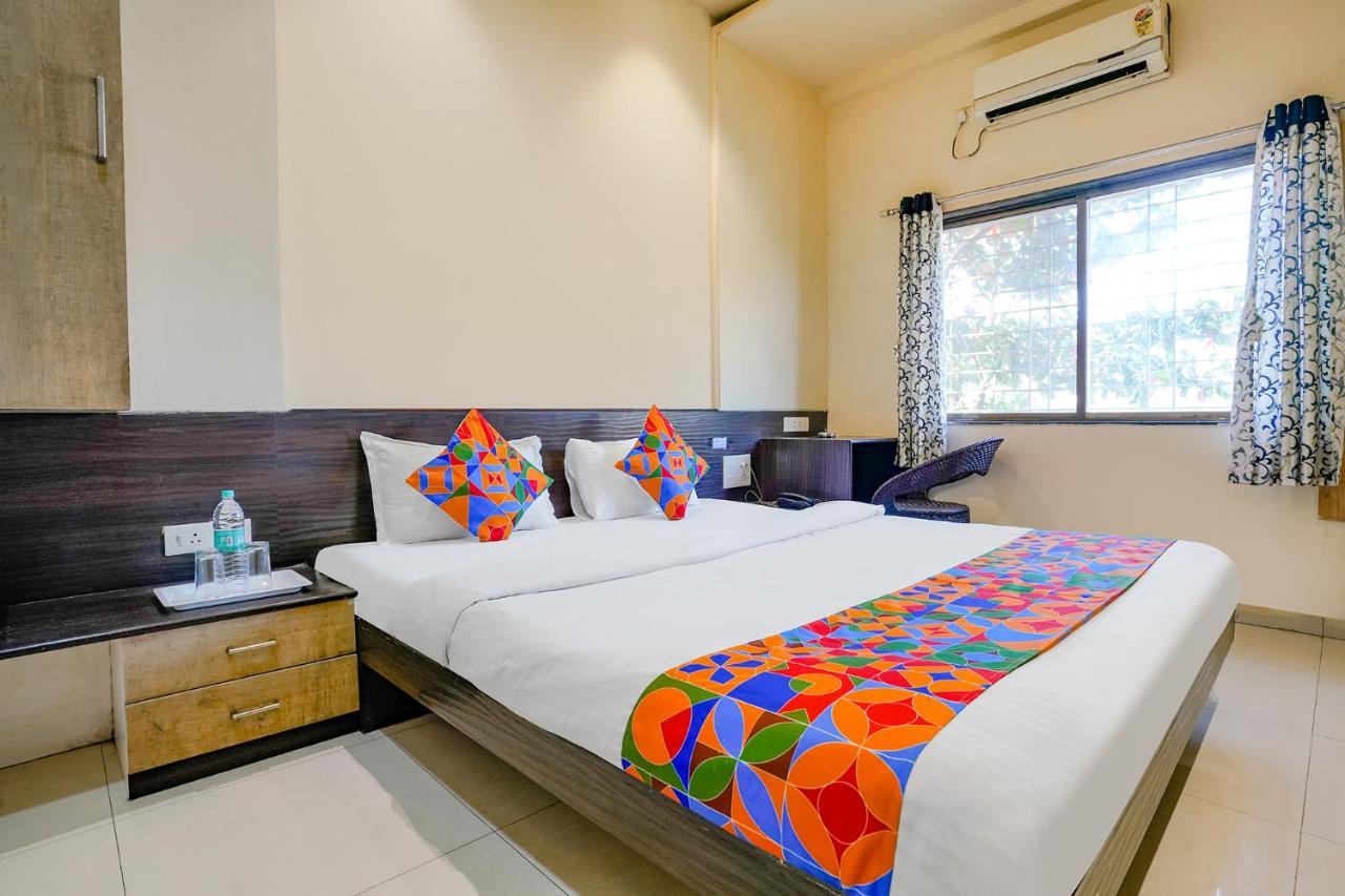 Fabhotel Regent Inn - Nr Skywalk Bridge Pimpri-Chinchwad Exteriör bild